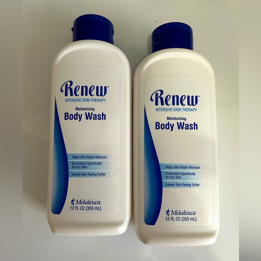Renew® Moisturizing Body Wash. Intensive Skin Therapy. 2 x 12 oz bottles.